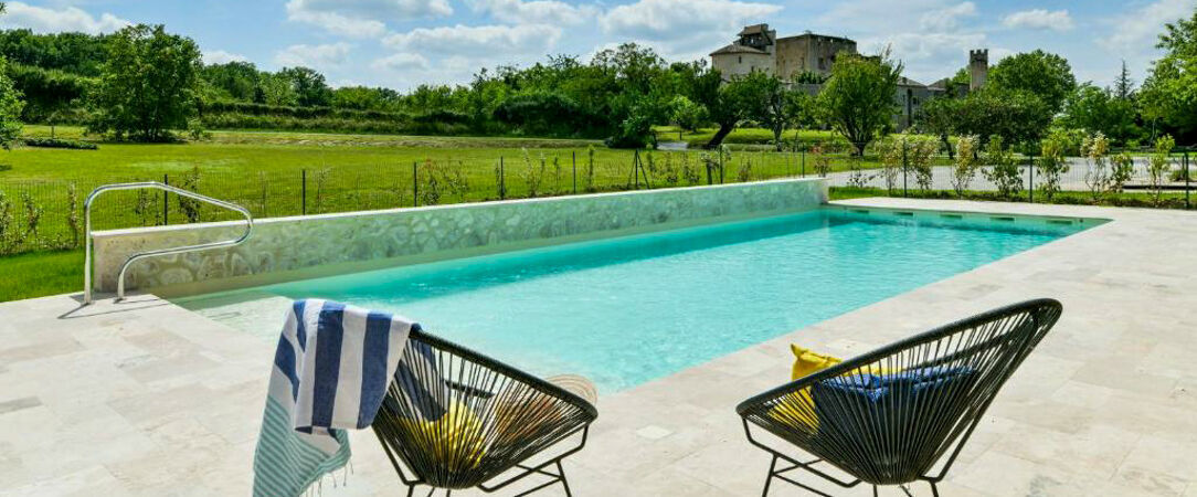 Logis L'Auberge de Larressingle - Une escale de charme en Gascogne, au cœur de la plus petite cité fortifiée de France. - Occitanie, France