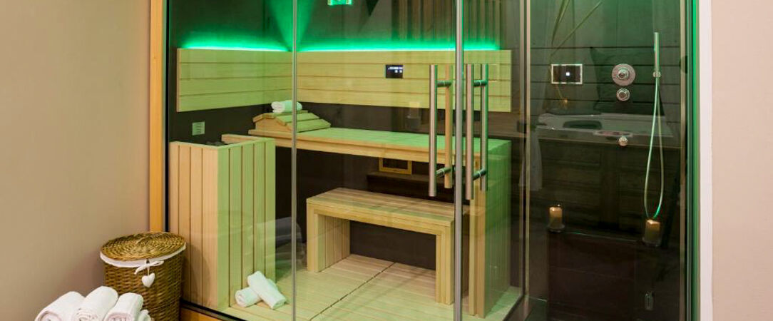 Logis L'Auberge de Larressingle - Une escale de charme en Gascogne, au cœur de la plus petite cité fortifiée de France. - Occitanie, France