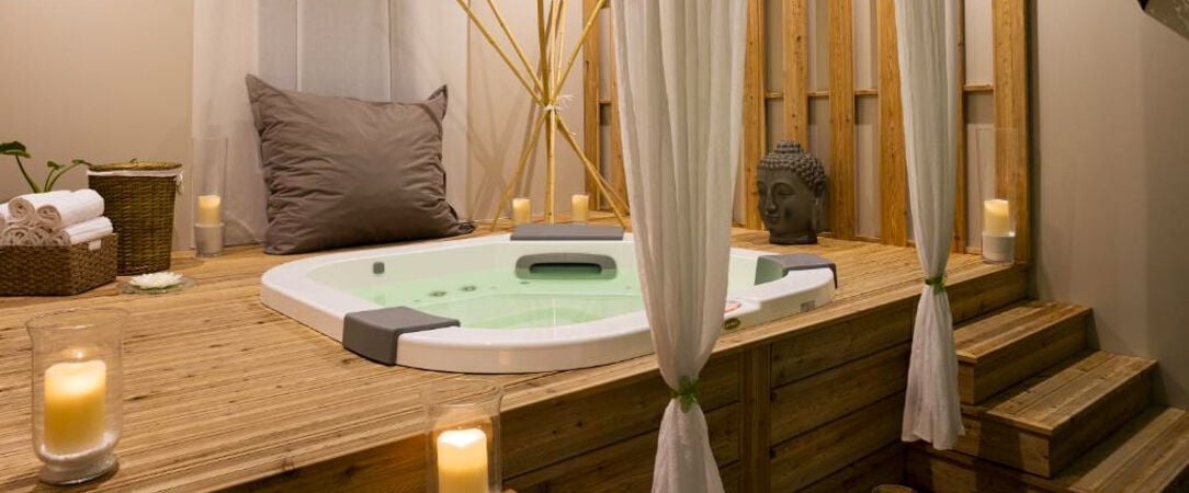 Logis L'Auberge de Larressingle - Une escale de charme en Gascogne, au cœur de la plus petite cité fortifiée de France. - Gers, France