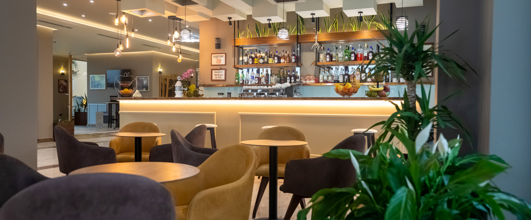 Kraal Hotel ★★★★ - Séjour balnéaire en Albanie, entre confort et design sur la Riviera Ionienne - Vlora, Albanie