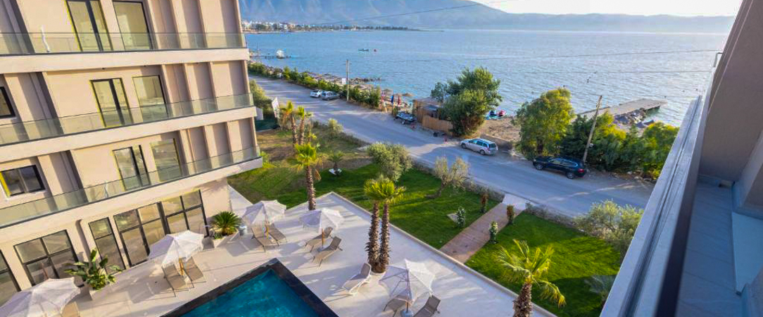 Tris3 Hotel ★★★★ - Une adresse contemporaine face à la mer Ionienne, idéale pour découvrir la Riviera albanaise. - Vlora, Albanie