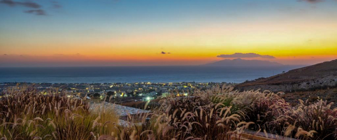 Felicity Cave Suites - Un refuge confidentiel pour savourer la magie de Santorin en toute intimité. - Santorin, Grèce