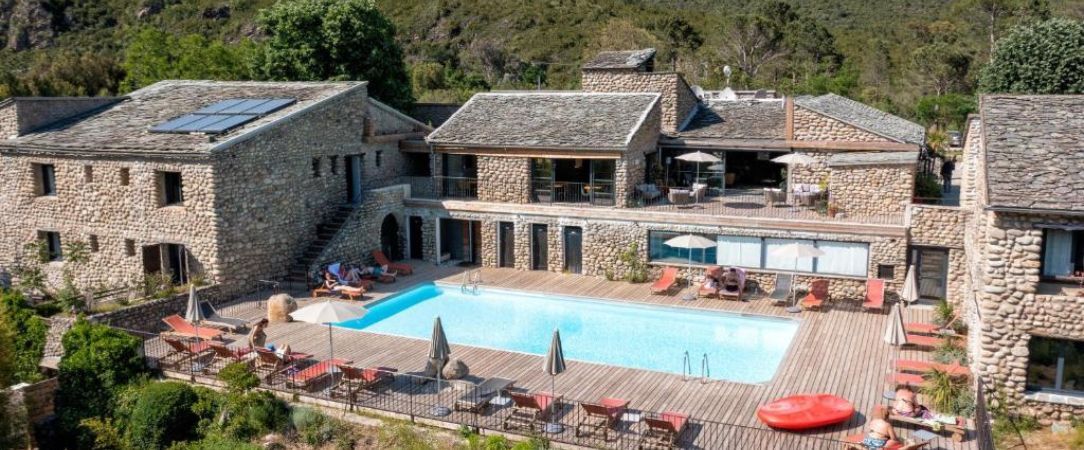 Hôtel E Caselle ★★★★ - Un hôtel de famille ancré dans la Corse profonde, entre plages de rivière, nature intacte et art contemporain. - Corse, France
