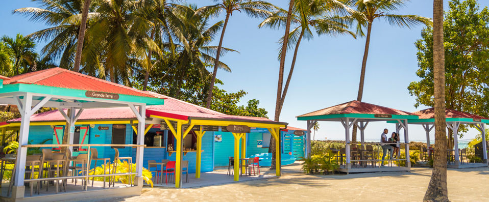  - Douceurs créoles les pieds dans l’eau aux Antilles. - Guadeloupe, France
