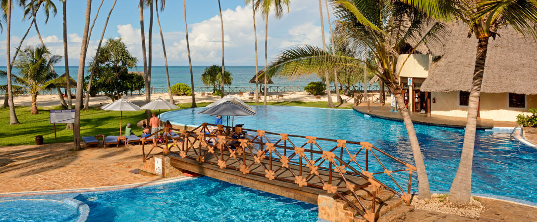 Ocean Paradise Resort & Spa ★★★★ - Un resort tropical sur la côte sauvage de Zanzibar, posé entre jardins luxuriants, plage de sable blanc et eaux turquoise. - Zanzibar, Tanzanie