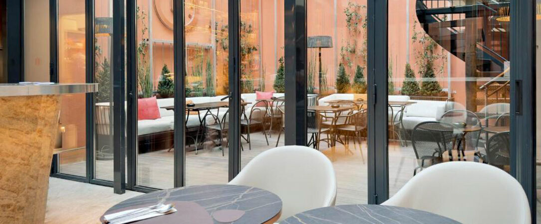Hôtel Perpetual Elysée Montaigne ★★★★ - Une adresse intime et raffinée au cœur du 8e arrondissement de Paris. - Paris, France