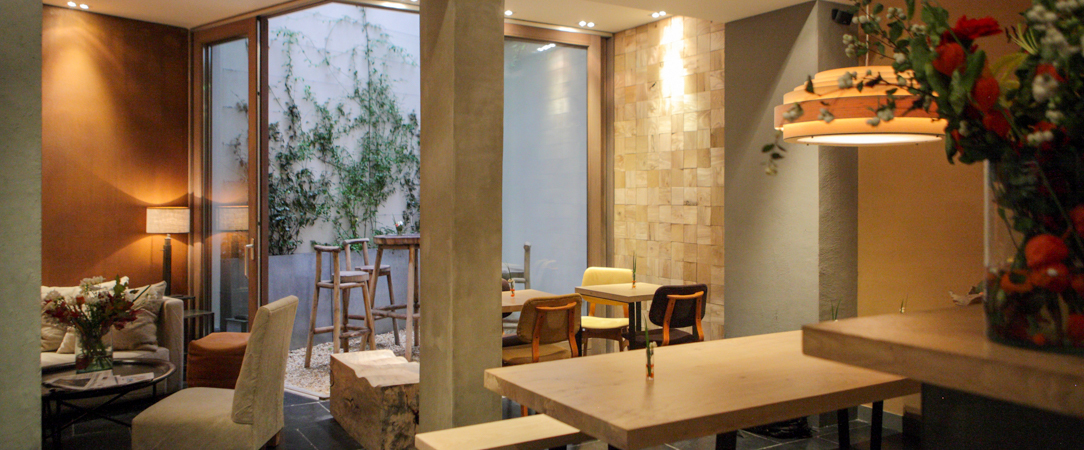 Hidden Hotel ★★★★ - Trésor caché, cocooning exquis, expérience rare à proimité de l’Arc de Triomphe. - Paris, France