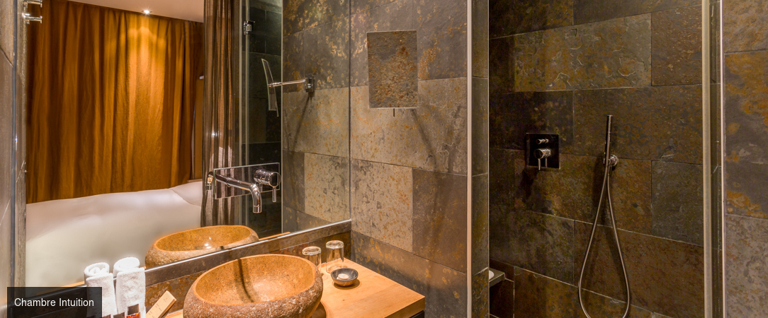 Hidden Hotel ★★★★ - Trésor caché, cocooning exquis, expérience rare à proximité de l’Arc de Triomphe. - Paris, France