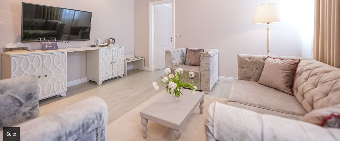 Flower Hotels & Resorts ★★★★ - Un resort contemporain en bord de mer sur la Riviera albanaise. - Golem, Albanie