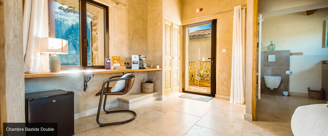 Domaine de la Font des Pères - Chambres avec vue sur les vignes dans le sud de la France. - Var, France