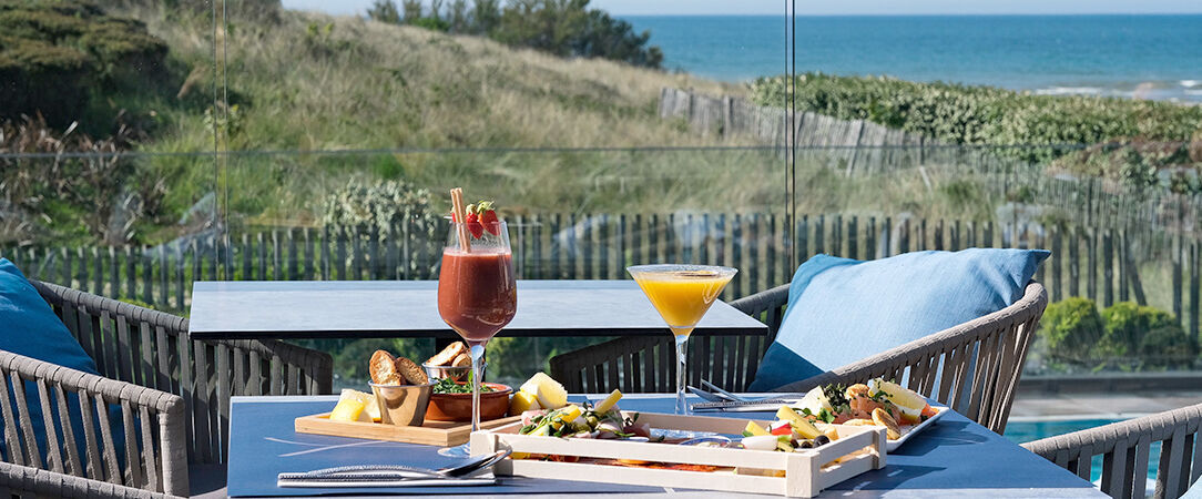 Thalazur Cabourg - Hôtel & Spa ★★★★ - Dernière minute - Détente et bien-être dans un hôtel raffiné à Cabourg, Reine de la Côte Fleurie. - Cabourg, France
