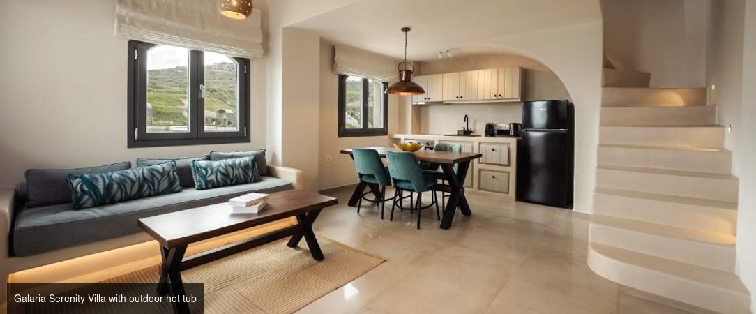 Galaria Serenity Suites - Havre de luxe et d’élégance au charme blanc des Cyclades sur l’île de Santorin. - Santorini, Greece