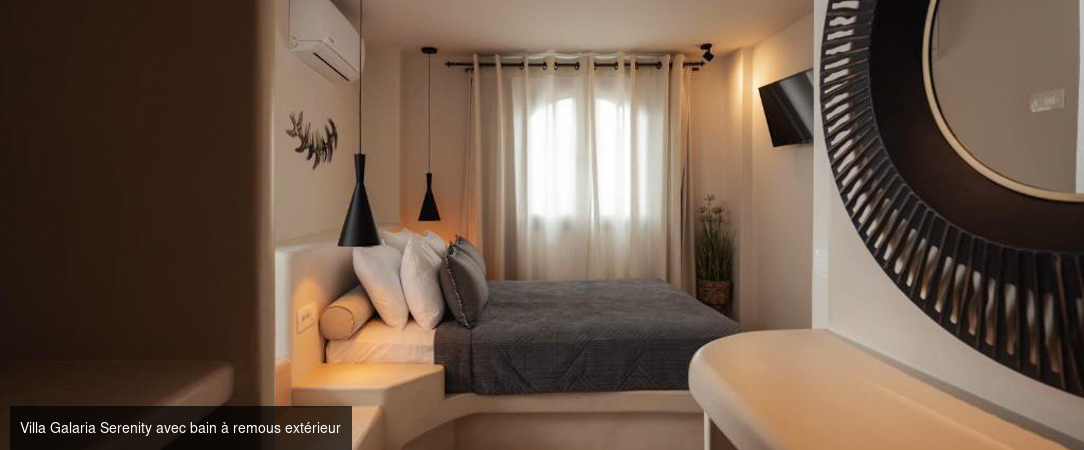 Galaria Serenity Suites - Havre de luxe et d’élégance au charme blanc des Cyclades sur l’île de Santorin. - Santorin, Grèce