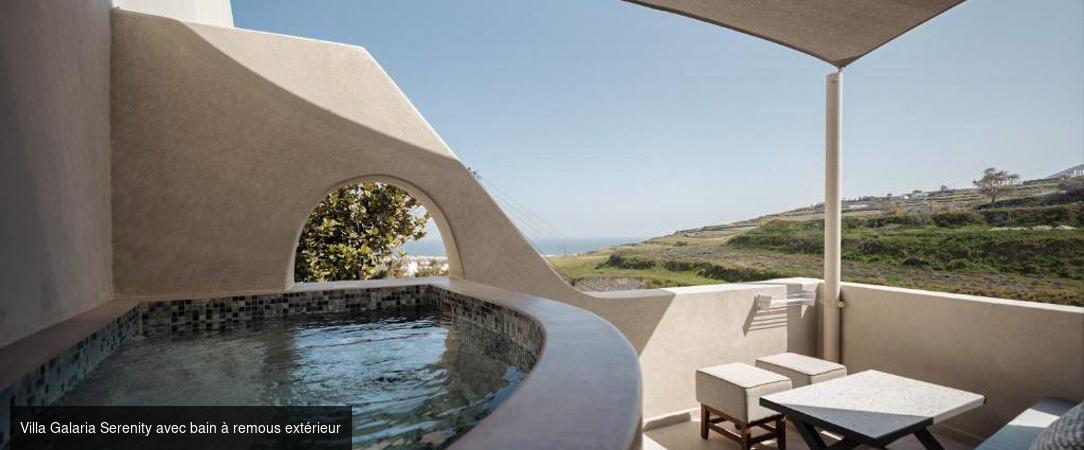 Galaria Serenity Suites - Havre de luxe et d’élégance au charme blanc des Cyclades sur l’île de Santorin. - Santorin, Grèce
