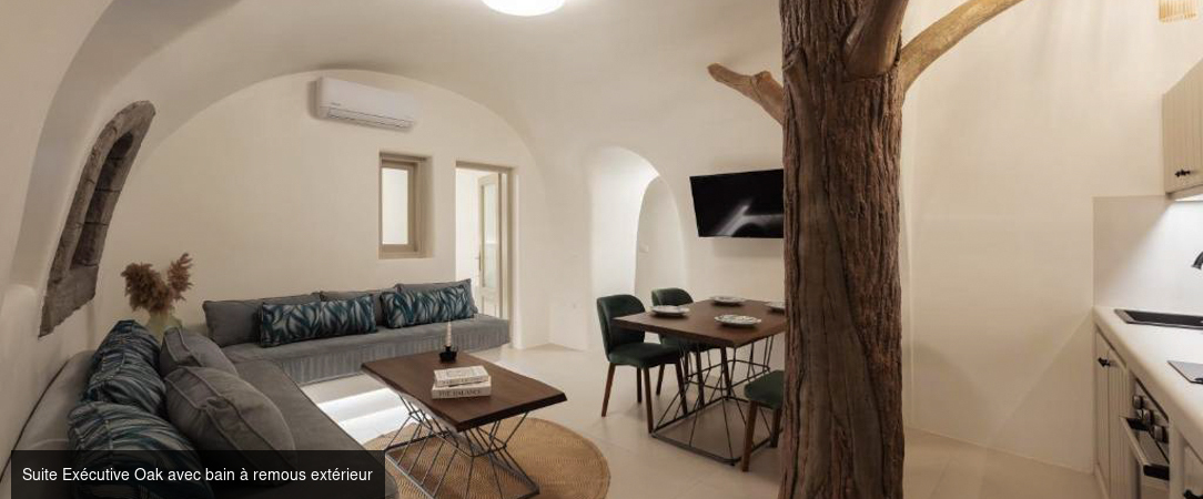 Galaria Serenity Suites - Havre de luxe et d’élégance au charme blanc des Cyclades sur l’île de Santorin. - Santorin, Grèce