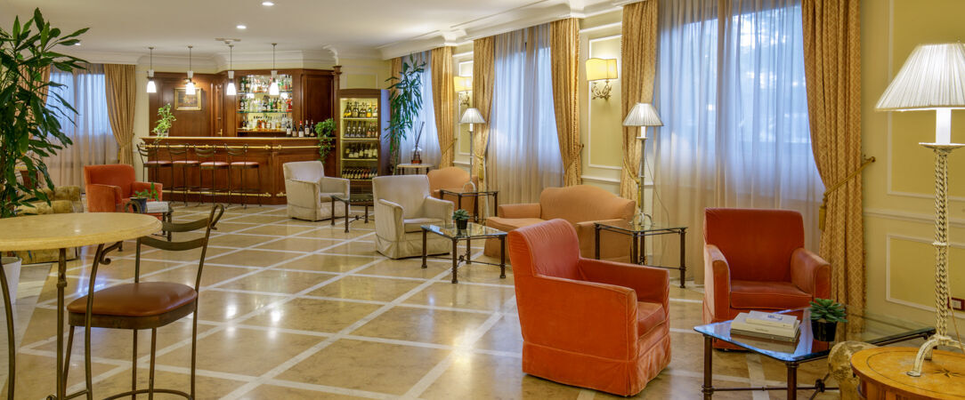 Hotel Donna Laura Palace by OMNIA Hotels ★★★★ - Toute la douceur de Rome dans une adresse élégante au cœur du quartier Prati, entre art de vivre et vues sur les toits de la Ville Éternelle. - Roma, Italy