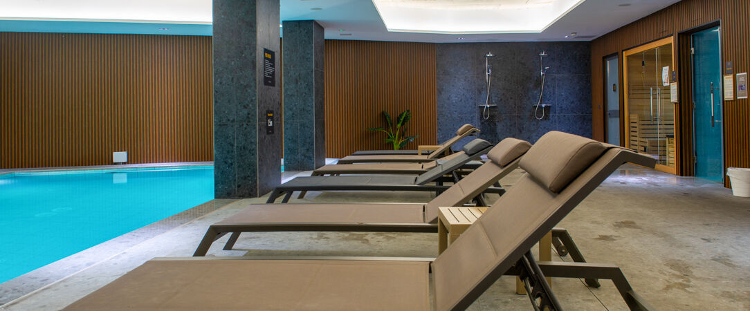 Grands Suites Hotel Residences & Spa ★★★★ - Un hôtel-résidence moderne au cœur de Malte avec une vue sur les toits de La Valette. - Gzira, Malta