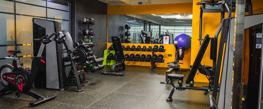 Grands Suites Hotel Residences & Spa ★★★★ - Un hôtel-résidence moderne au cœur de Malte avec une vue sur les toits de La Valette. - Gzira, Malte