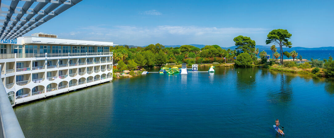 Hotel Club Le Plein Sud Vacances Bleues - Club face aux Îles d'Or à Hyères, pensé pour des vacances actives et ensoleillées en famille. - Hyères, France