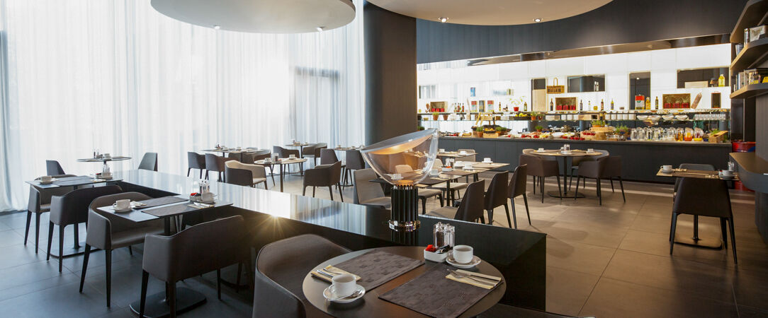 Novotel Basel City ★★★★ - L’élégance suisse au cœur d’une ville où se rencontrent trois cultures européennes. - Bâle, Suisse