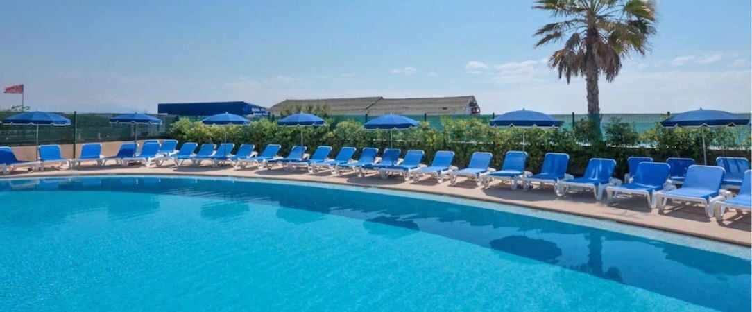 Hôtel Bahia - Un hôtel au bord de la mer au cœur d’un parc boisé entre Nice et Antibes, avec piscine et accès direct à la plage. - Côte d'Azur, France