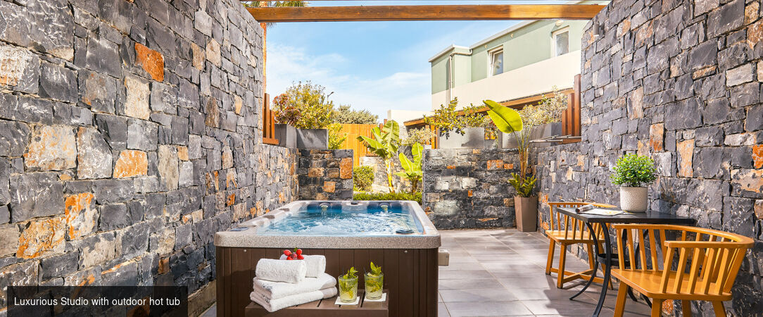 Enorme Infinity Beach ★★★★ - Adults Only - Plage, piscine & soirées sous les étoiles dans un hôtel adults only contemporain en bord de mer crétois. - Crete, Greece