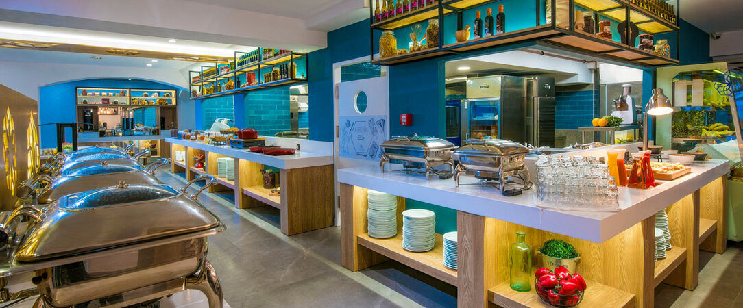 Enorme Infinity Beach ★★★★ - Adults Only - Plage, piscine & soirées sous les étoiles dans un hôtel Adults Only contemporain en bord de mer crétois. - Crète, Grèce