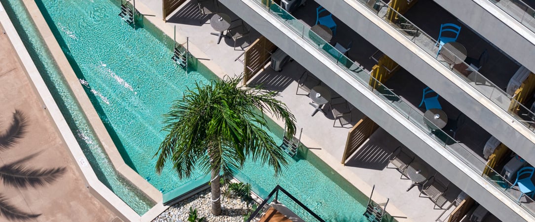 Enorme Infinity Beach ★★★★ - Adults Only - Plage, piscine & soirées sous les étoiles dans un hôtel Adults Only contemporain en bord de mer crétois. - Crète, Grèce