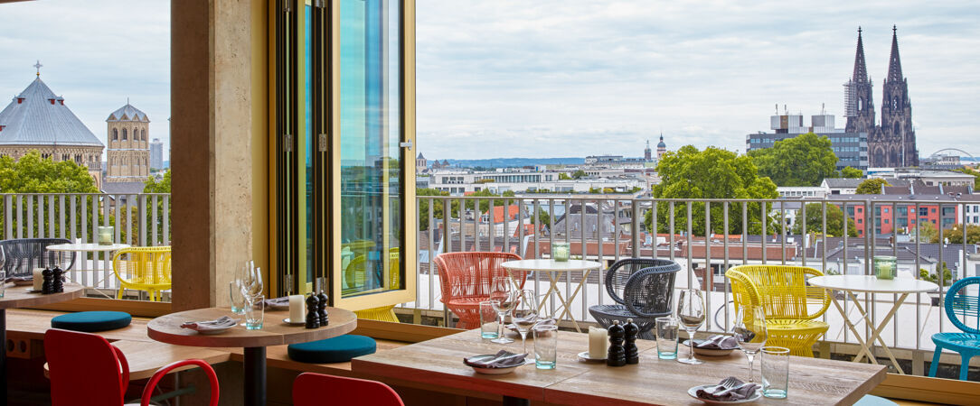 25hours Hotel Köln The Circle - Un établissement circulaire au design rétro-futuriste à Cologne, avec Monkey Bar, vues sur le Dôme. - Cologne, Allemagne