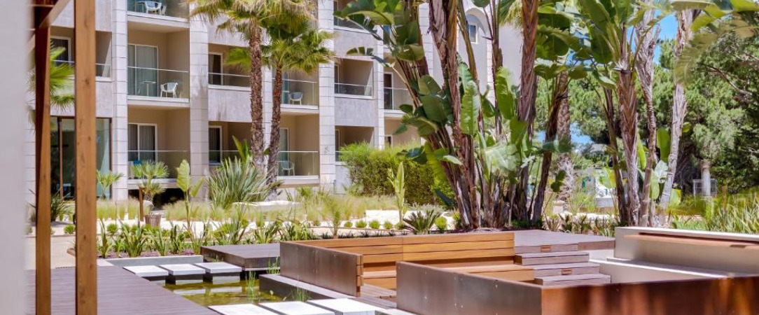 Falésia Hotel ★★★★ - Adults Only 18+ - Un refuge réservé aux adultes au Portugal, dans les pinèdes de l'Algarve. - Albufeira, Portugal