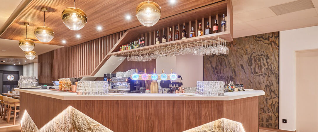 Hôtel L'Écrin Blanc by Odalys ★★★★ - Un refuge gastronomique en Savoie avec piscine et vue sur le Mont Blanc sur les sommets de La Rosière. - La Rosière, France