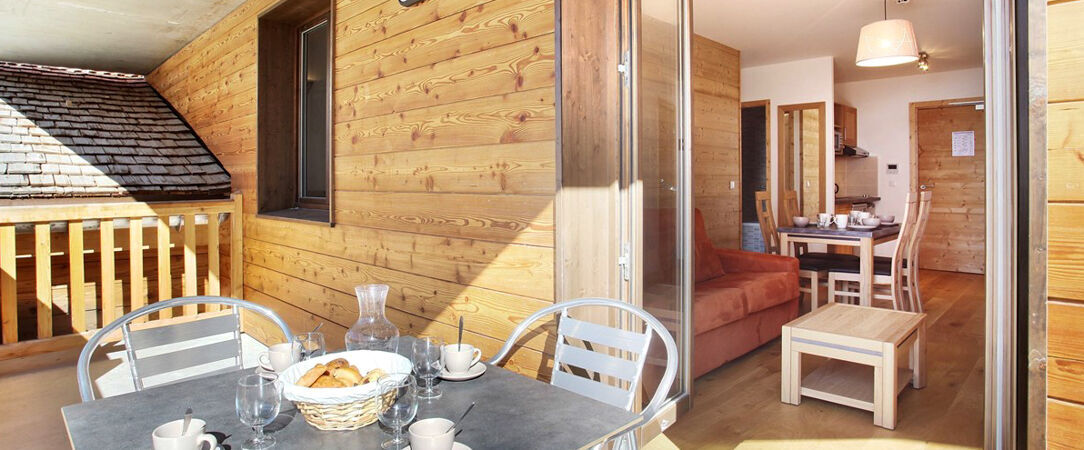 Résidence et Spa Odalys Mendi Alde ★★★★ - onfort & bien-être au pied des Aravis à La Clusaz pour un doux été montagnard. - La Clusaz, France