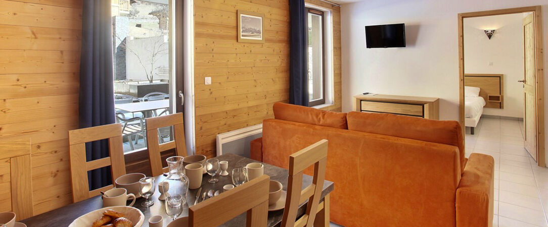 Résidence et Spa Odalys Mendi Alde ★★★★ - Confort & bien-être au pied des Aravis à La Clusaz pour un doux été montagnard. - La Clusaz, France