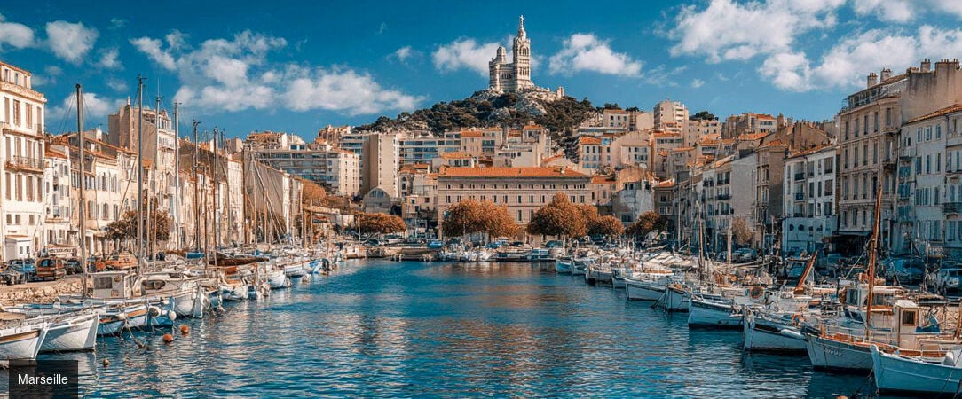 Hôtel Villa M Marseille ★★★★ - Une parenthèse chic dans le Marseille du bord de mer entre design rétro, piscine extérieure et atmosphère solaire. - Marseille, France