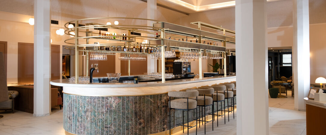 Hotel & Spa Oceania Lille Les Augustins ★★★★ - Une ancienne banque Art Déco transformée en hôtel design et spectaculaire au cœur de Lille. - Lille, France