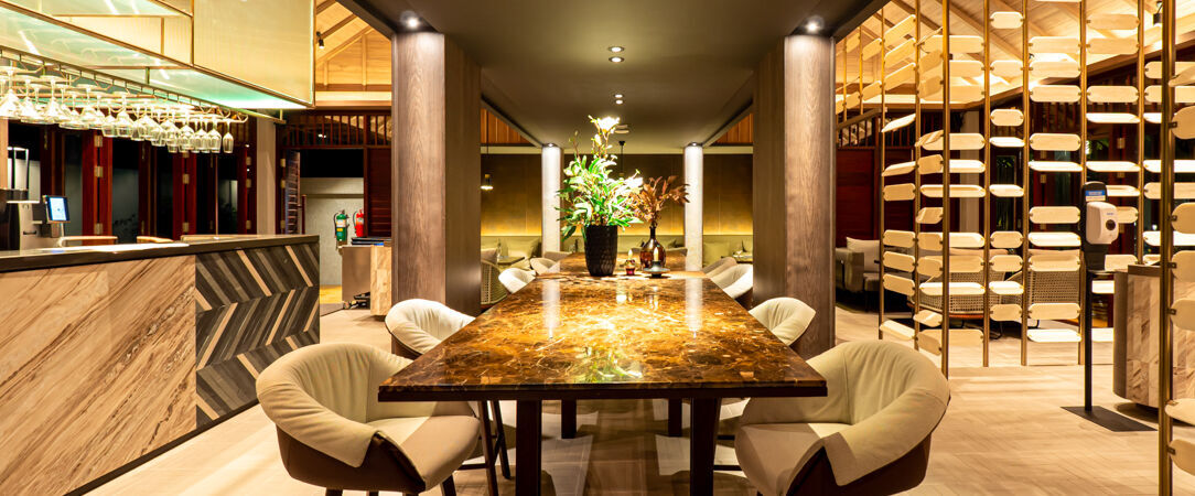 Grand Mercure Khao Lak Bangsak ★★★★★ - Le charme d’un resort inspiré des villages traditionnels thaïlandais face à la mer d’Andaman. - Khao Lak, Thaïlande