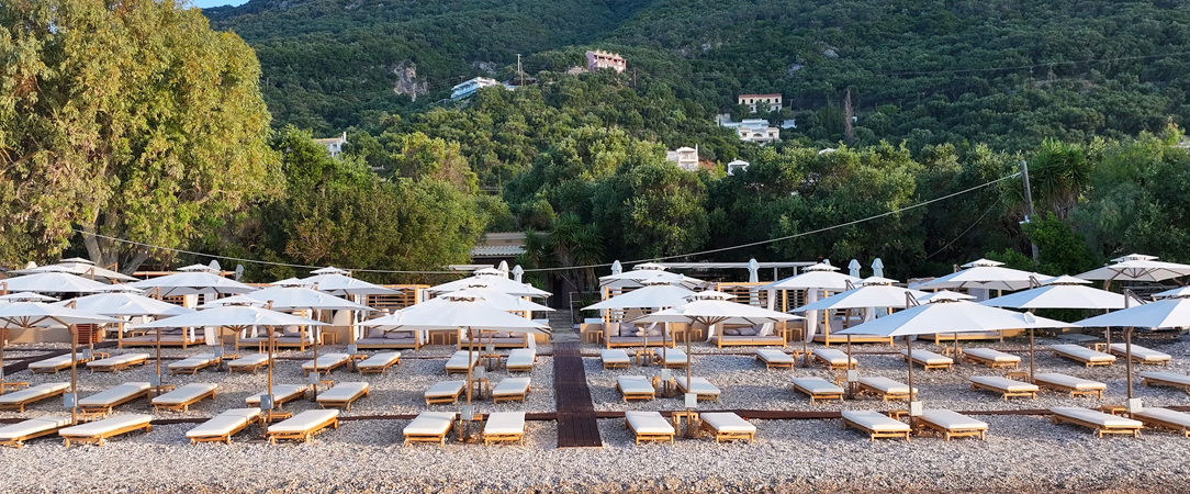 Ionian Crown Suites in Barbati - L’esprit authentique de Corfou entre oliveraies séculaires, plage préservée et art de vivre méditerranéen. - Corfu, Greece