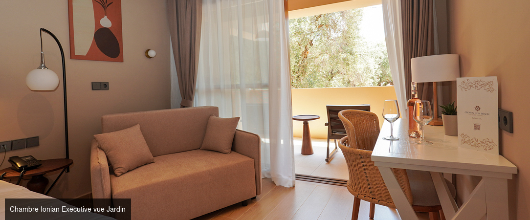 Ionian Crown Suites in Barbati - L’esprit authentique de Corfou entre oliveraies séculaires, plage préservée et art de vivre méditerranéen. - Corfou, Grèce