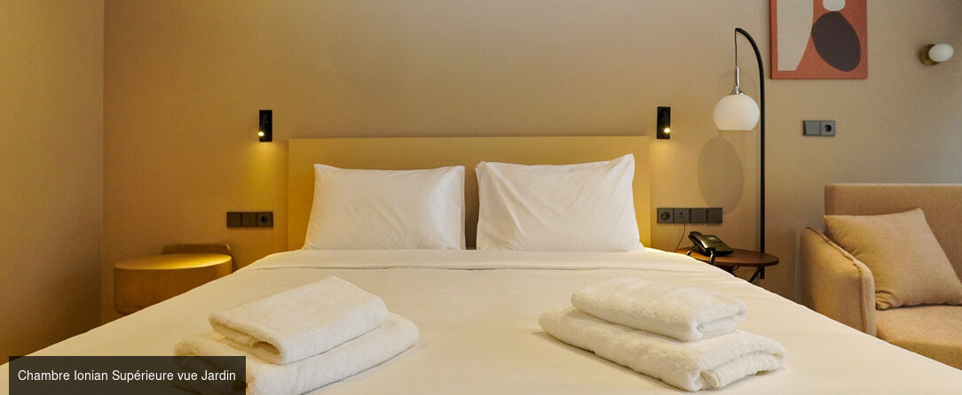 Ionian Crown Suites in Barbati - L’esprit authentique de Corfou entre oliveraies séculaires, plage préservée et art de vivre méditerranéen. - Corfou, Grèce