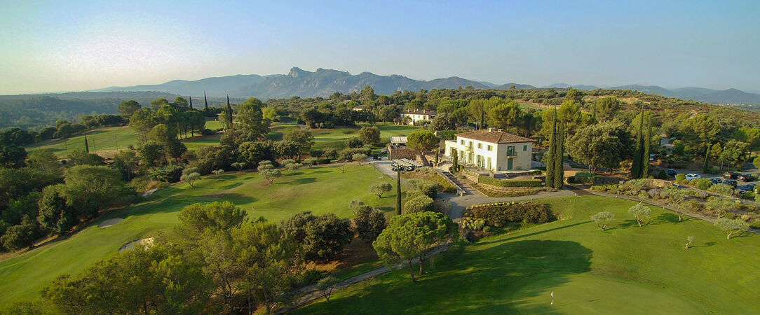 Domaine de Saint-Endréol Golf & Spa Resort ★★★★ - Un domaine de 150 hectares entre Provence et Côte d'Azur, golf 18 trous, spa de 2 000 m² et nature préservée à perte de vue. - Provence-Alpes-Côte d’Azur, France