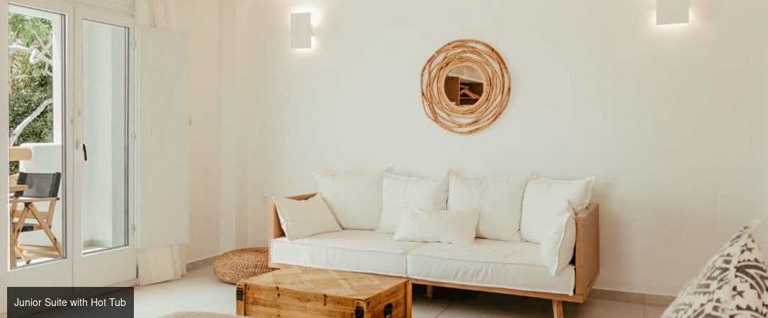 Casa Vitae Suites ★★★★★ - Retraite cycladique face à la plage volcanique de Kamari. - Destination du produit