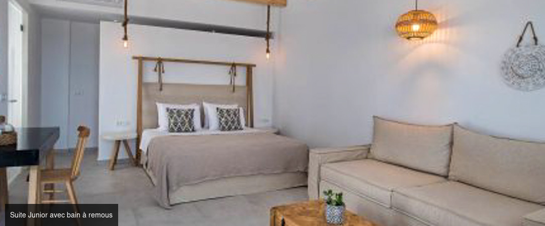 Casa Vitae Suites ★★★★★ - Retraite cycladique face à la plage volcanique de Kamari. - Santorin, Grèce
