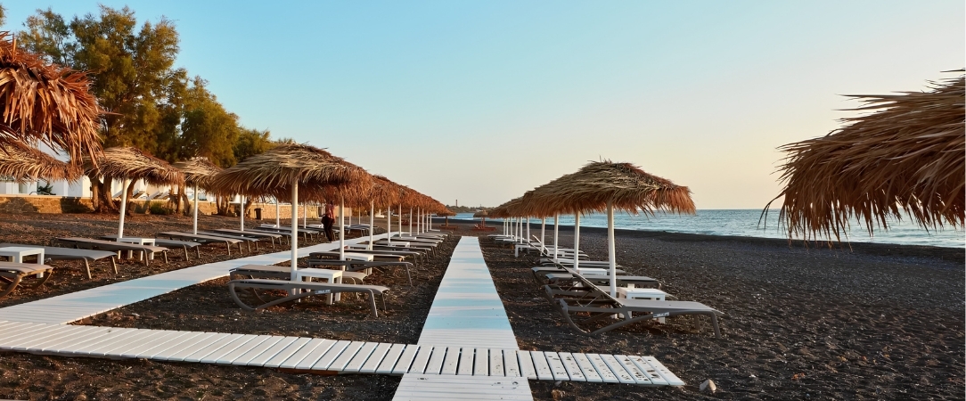 Costa Grand Resort & Spa ★★★★★ - Escapade volcanique en demi-pension, en bord de plage à Santorin. - Santorin, Grèce