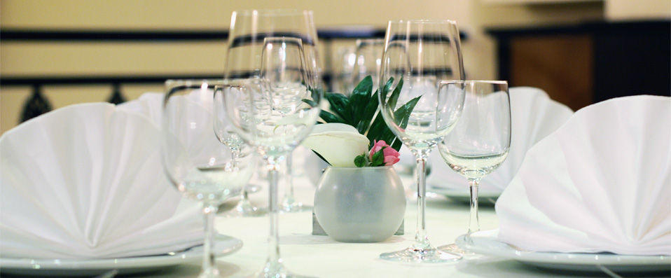 Residence Baron ★★★★ - Elegant luxury and pampering with the  Pearl of The Danube at your fingertips. - Budapest, Hungary