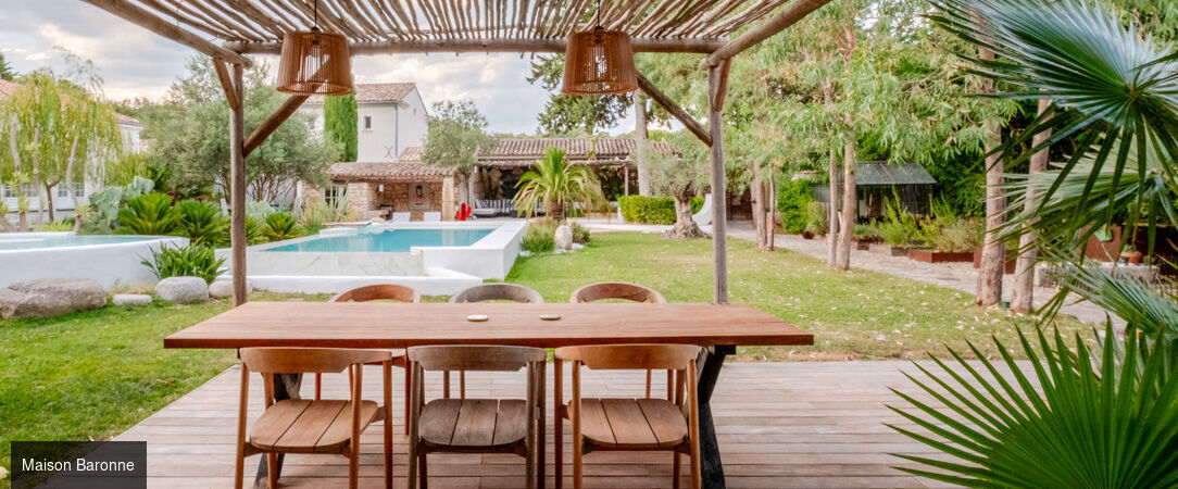 Domaine Secret d'Uzes - Lodges & maison de caractère, pour séjourner entre amis ou en famille. - Gard, France