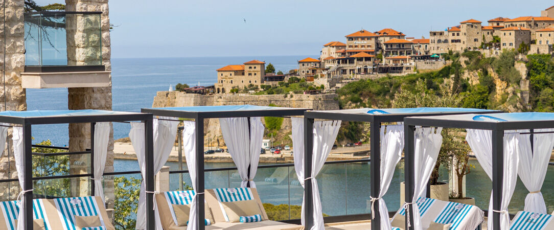 The New Hotel Mediteran Villa Edition ★★★★ - Hauteurs face à l'Adriatique & tables enflammées de KALO. - Ulcinj, Monténégro