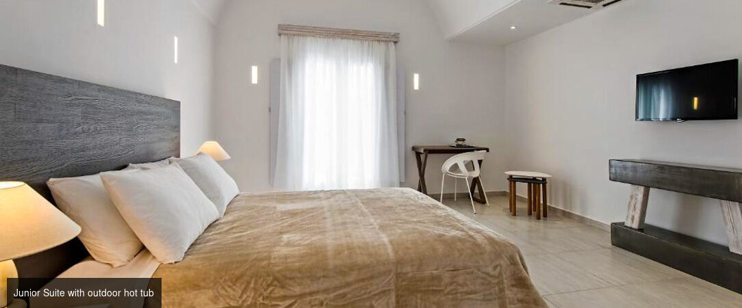 Cavo Bianco Boutique Hotel & Spa ★★★★★ - Écrin blanc cycladique face à une plage noire de Santorin. - Santorini, Greece