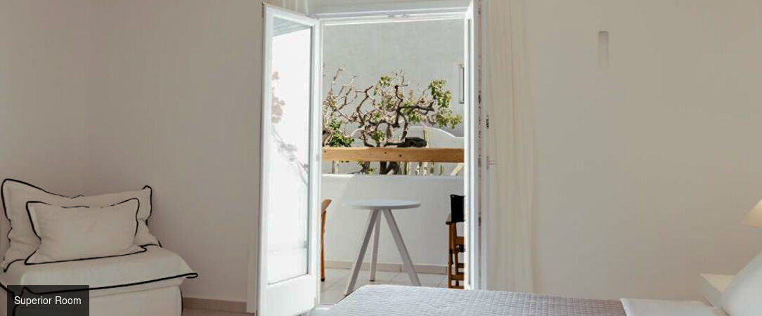 Cavo Bianco Boutique Hotel & Spa ★★★★★ - Écrin blanc cycladique face à une plage noire de Santorin. - Santorini, Greece