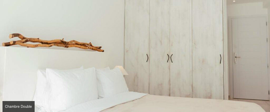 Cavo Bianco Boutique Hotel & Spa ★★★★★ - Écrin blanc cycladique face à une plage noire de Santorin. - Santorin, Grèce
