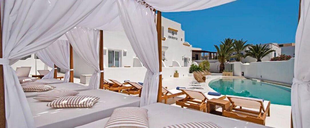 Cavo Bianco Boutique Hotel & Spa ★★★★★ - Écrin blanc cycladique face à une plage noire de Santorin. - Santorin, Grèce